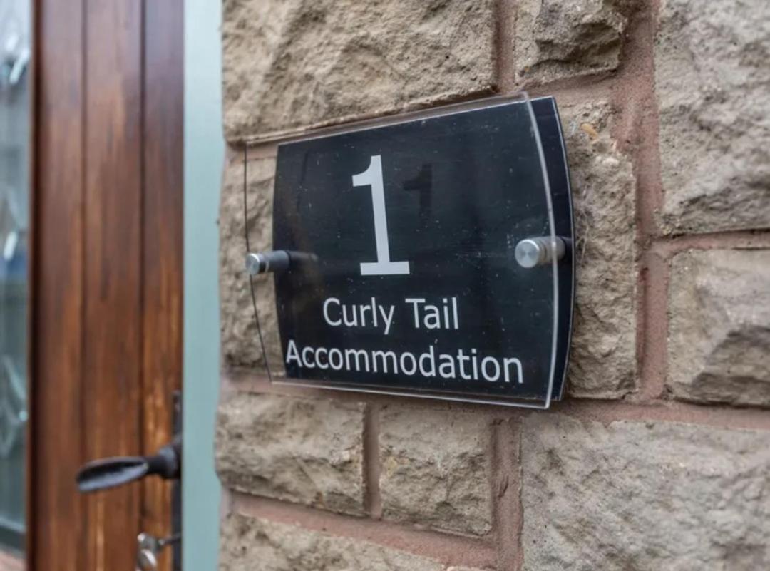 בישופס קאסל Curly Tail Accommodation מראה חיצוני תמונה